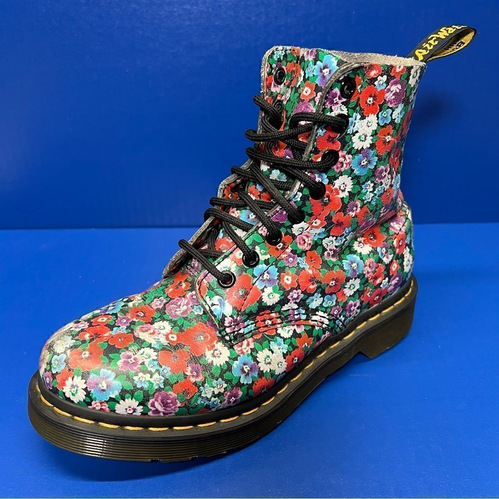 Dr. Martens  Pascal 'Wild Poppy' Black Leather Boots Womens‎ 7